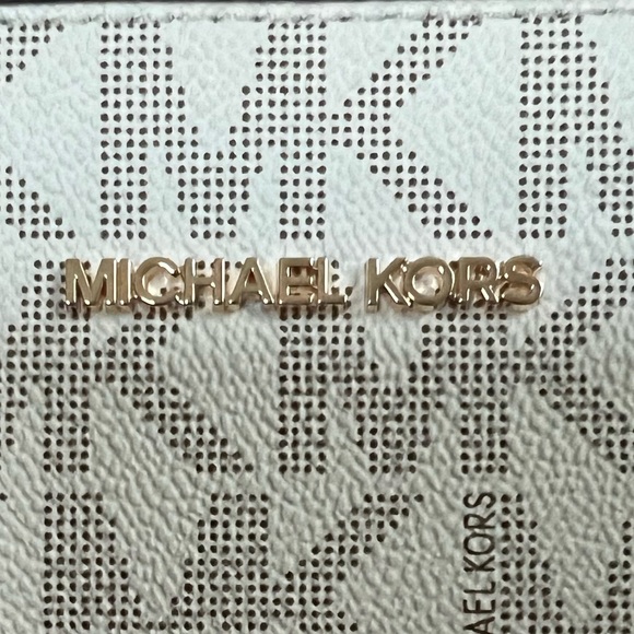 NWT MICHAEL KORS CINDY LARGE DOME SATCHEL HANDBAG - Picture 2 of 11